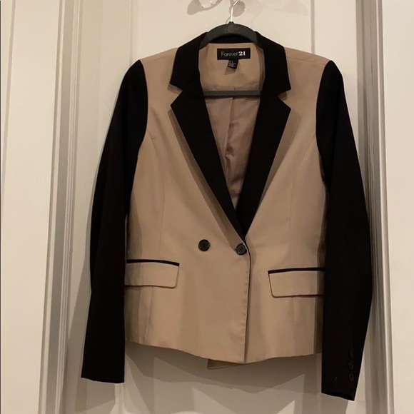 Forever 21 Color Block Tan and Black Blazer Women’s Size L - Picture 2 of 7